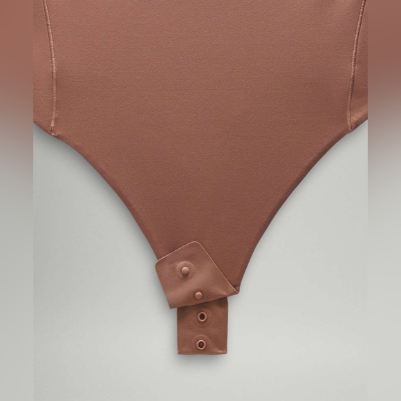 🆕 Lululemon Wundermost Ultra-Soft Nulu Square-Neck Sleeveless Bodysuit NWT - Picture 2 of 15